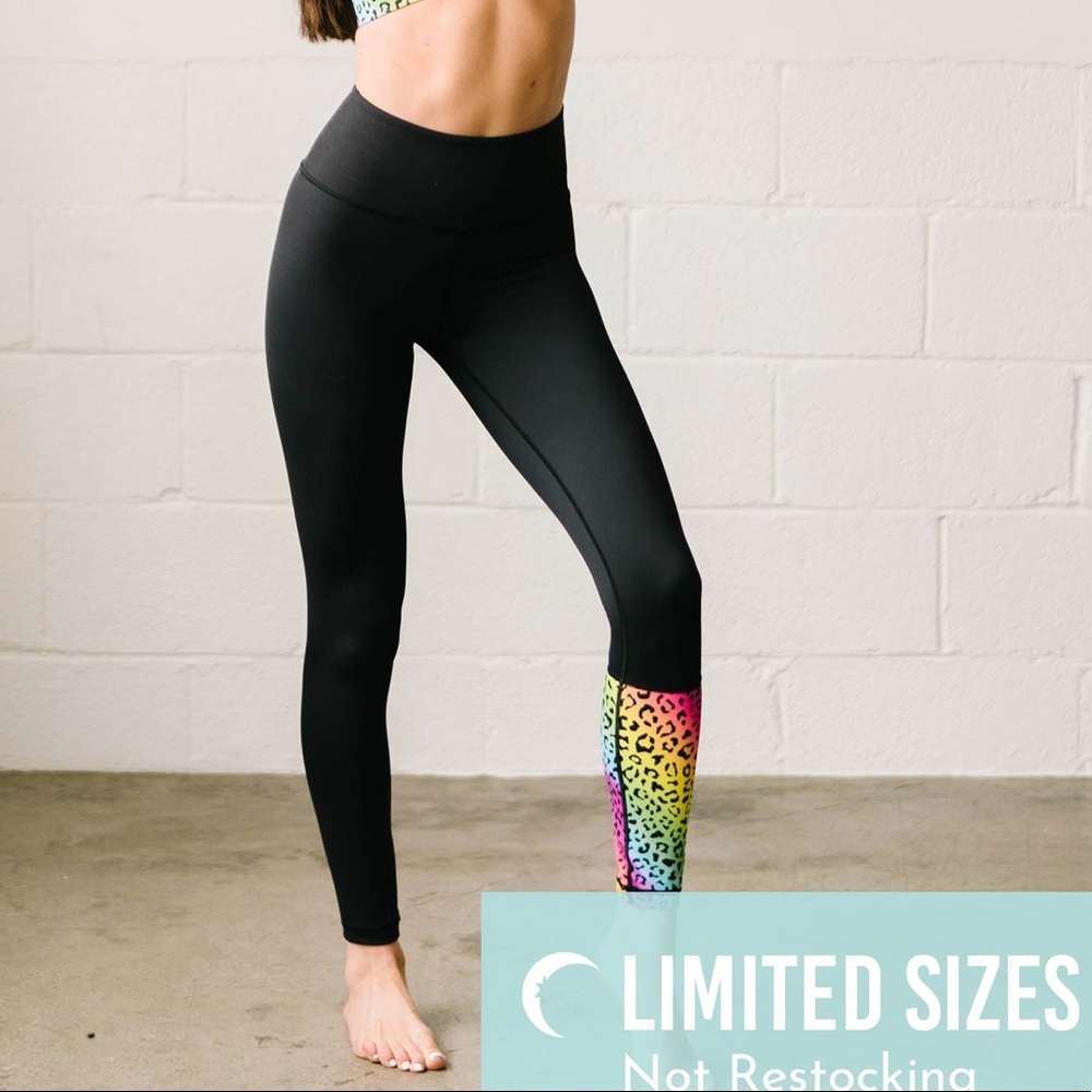Zyia Rainbow Leopard Light N Tight leggings